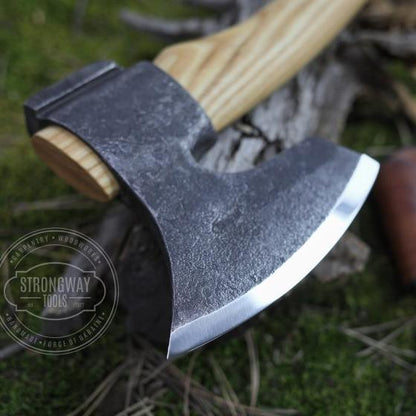 Strongway Finnish Carving Axe 860