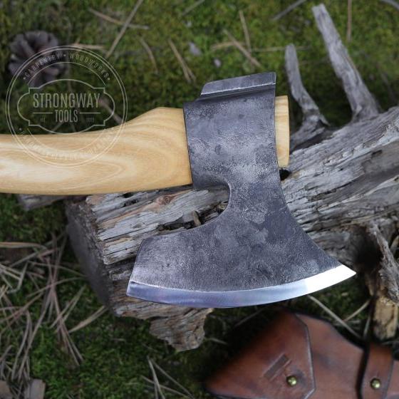 Strongway Finnish Carving Axe 860