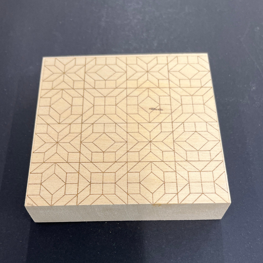 Jelutong Wood Boards with Chip Patterns 10 x 10 x 2cm