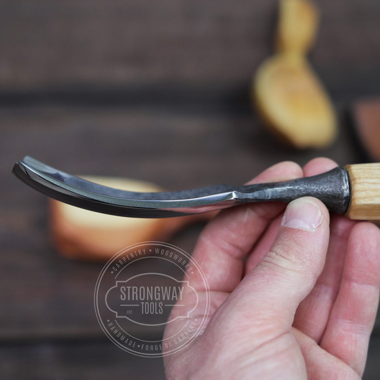 Strongway 30mm Bent Gouge for making kuksa, spoons, bowls