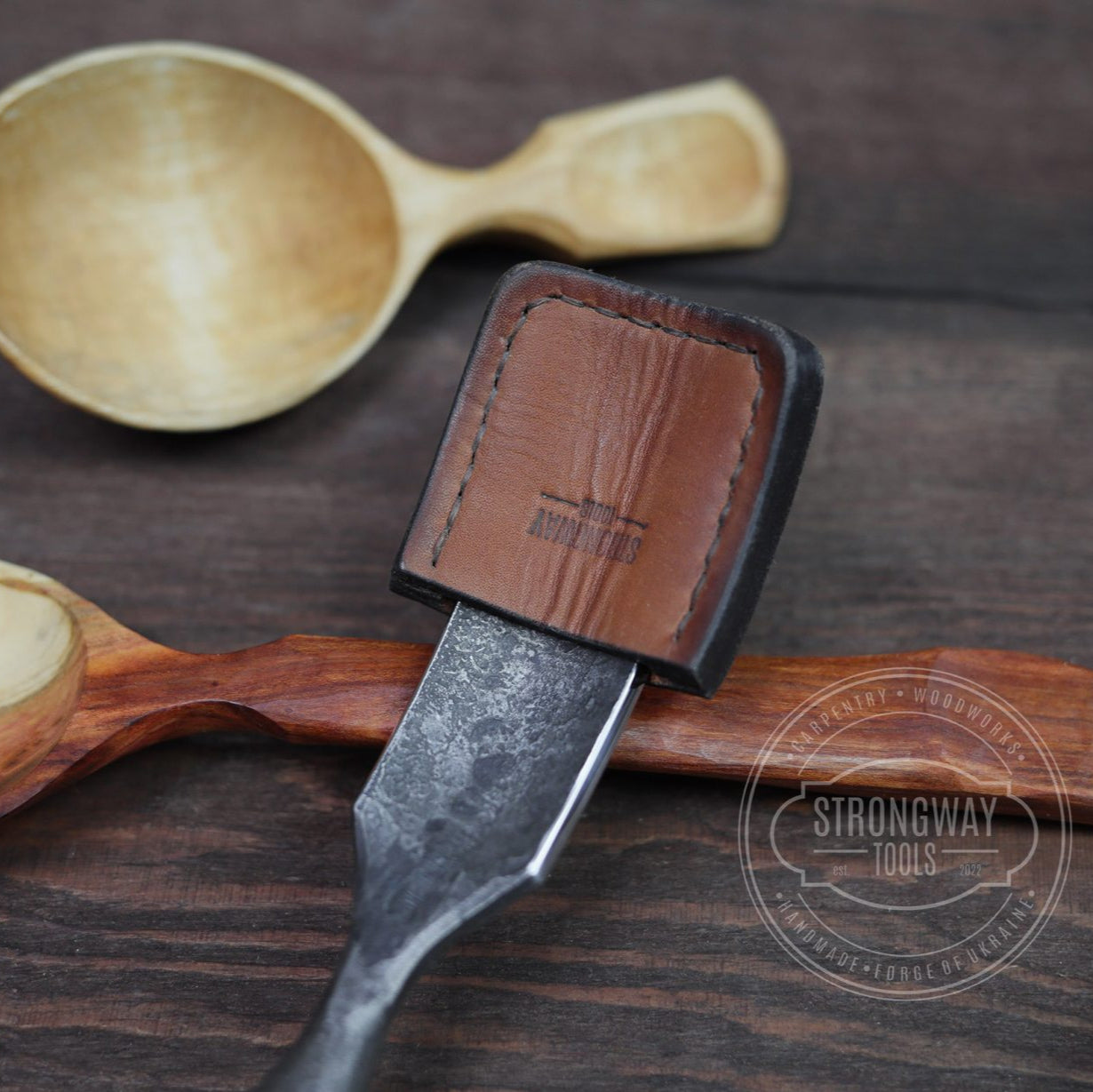 Strongway 30mm Bent Gouge for making kuksa, spoons, bowls