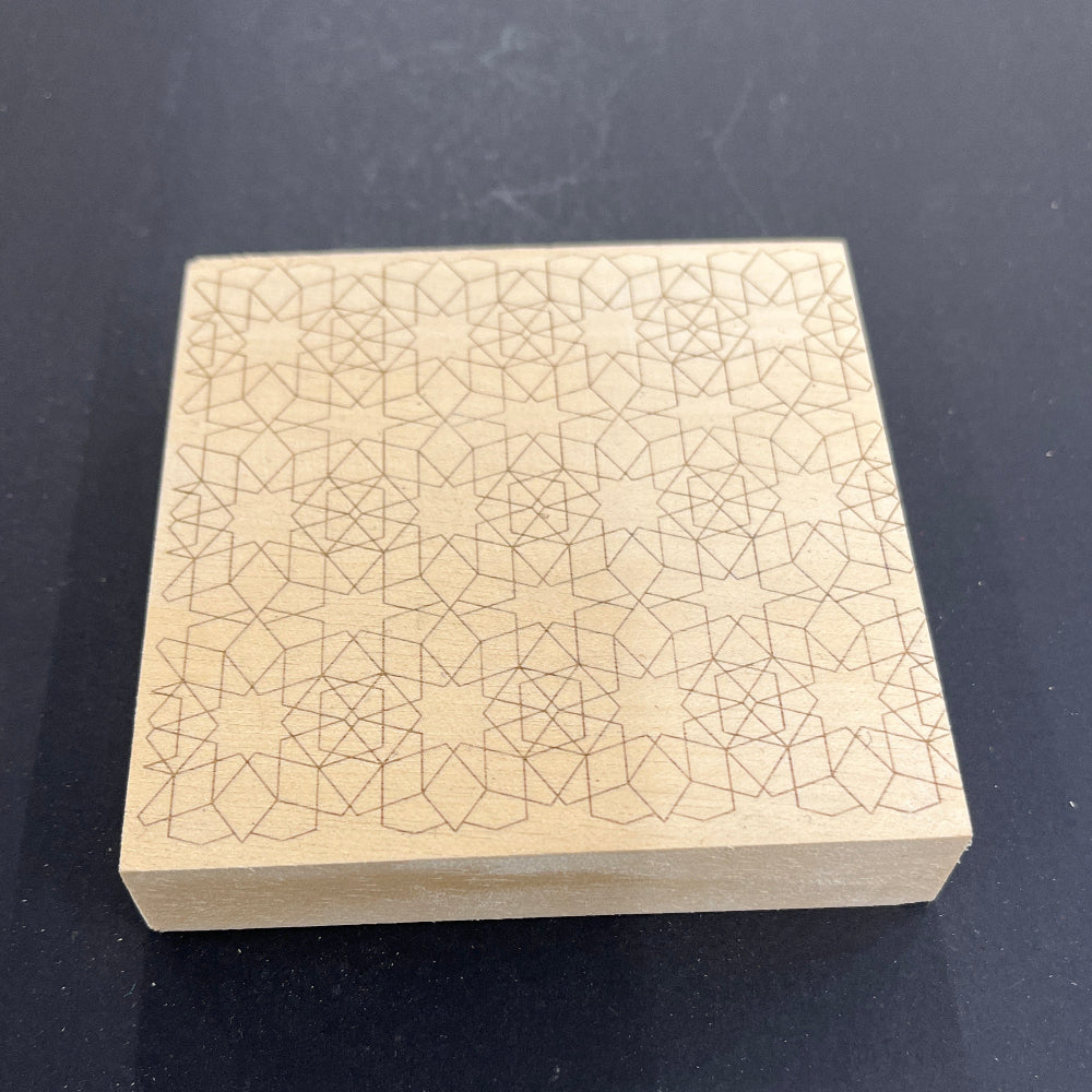 Jelutong Wood Boards with Chip Patterns 10 x 10 x 2cm